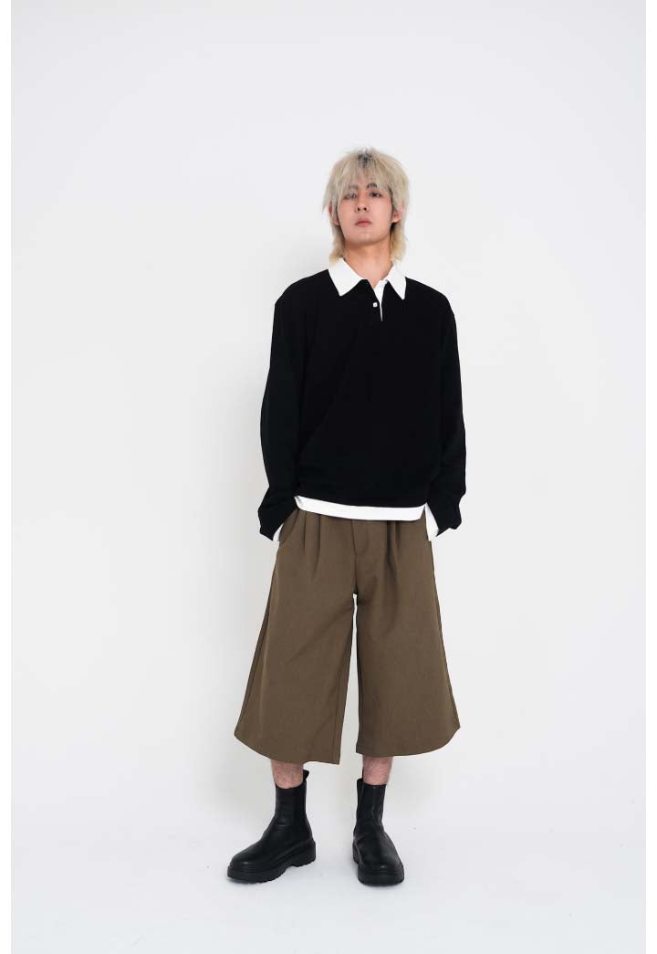 Contrast-Color Polo-neck Tee