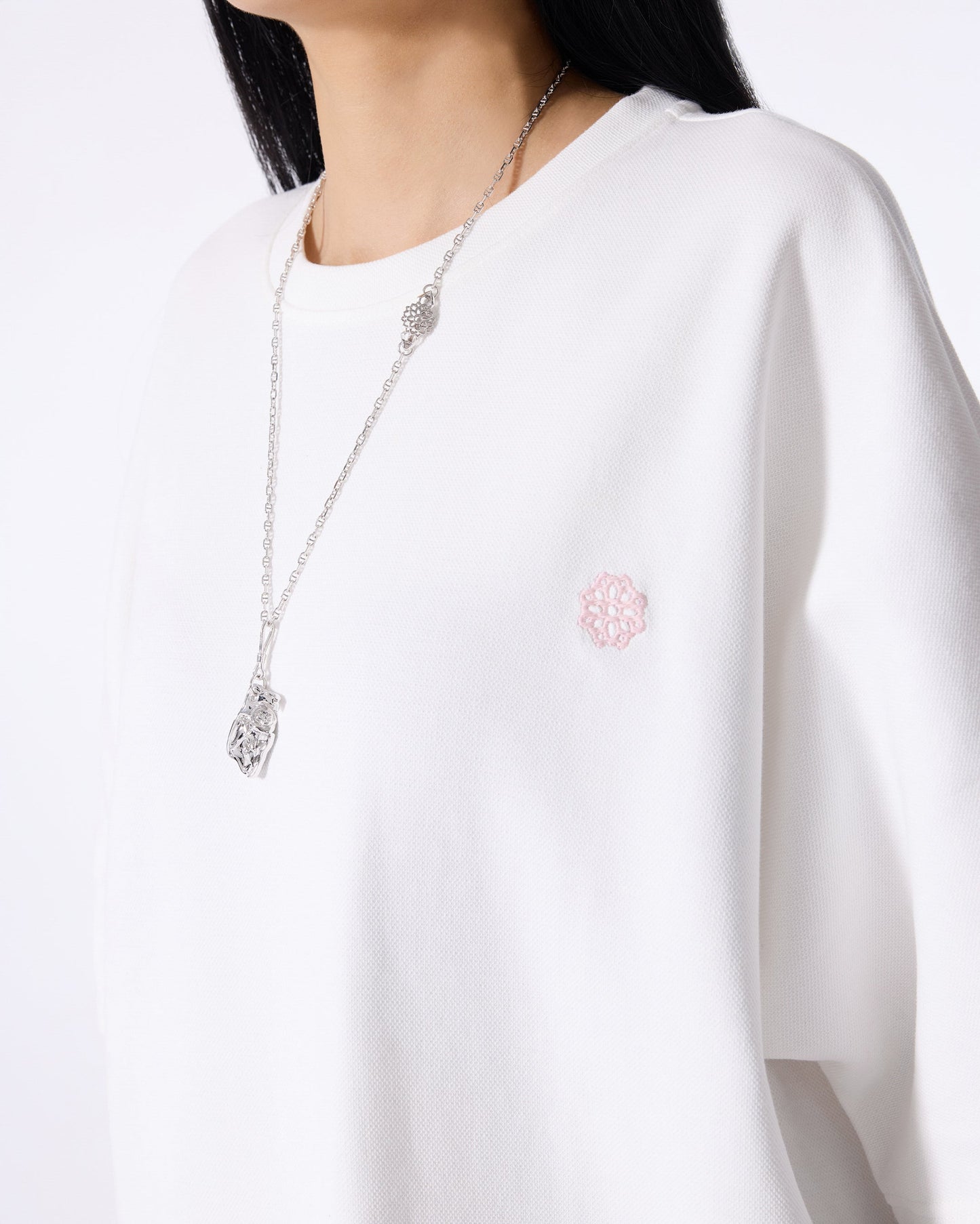 Sealed Rose Necklace_Pocket Edition