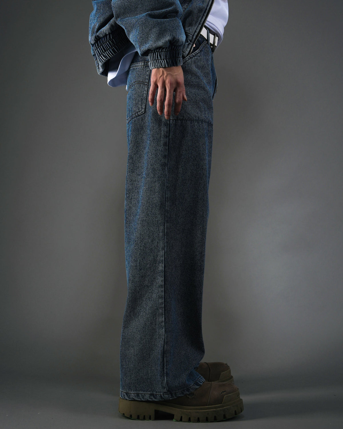 Washed Distressed Panelled Denim Jeans NVY