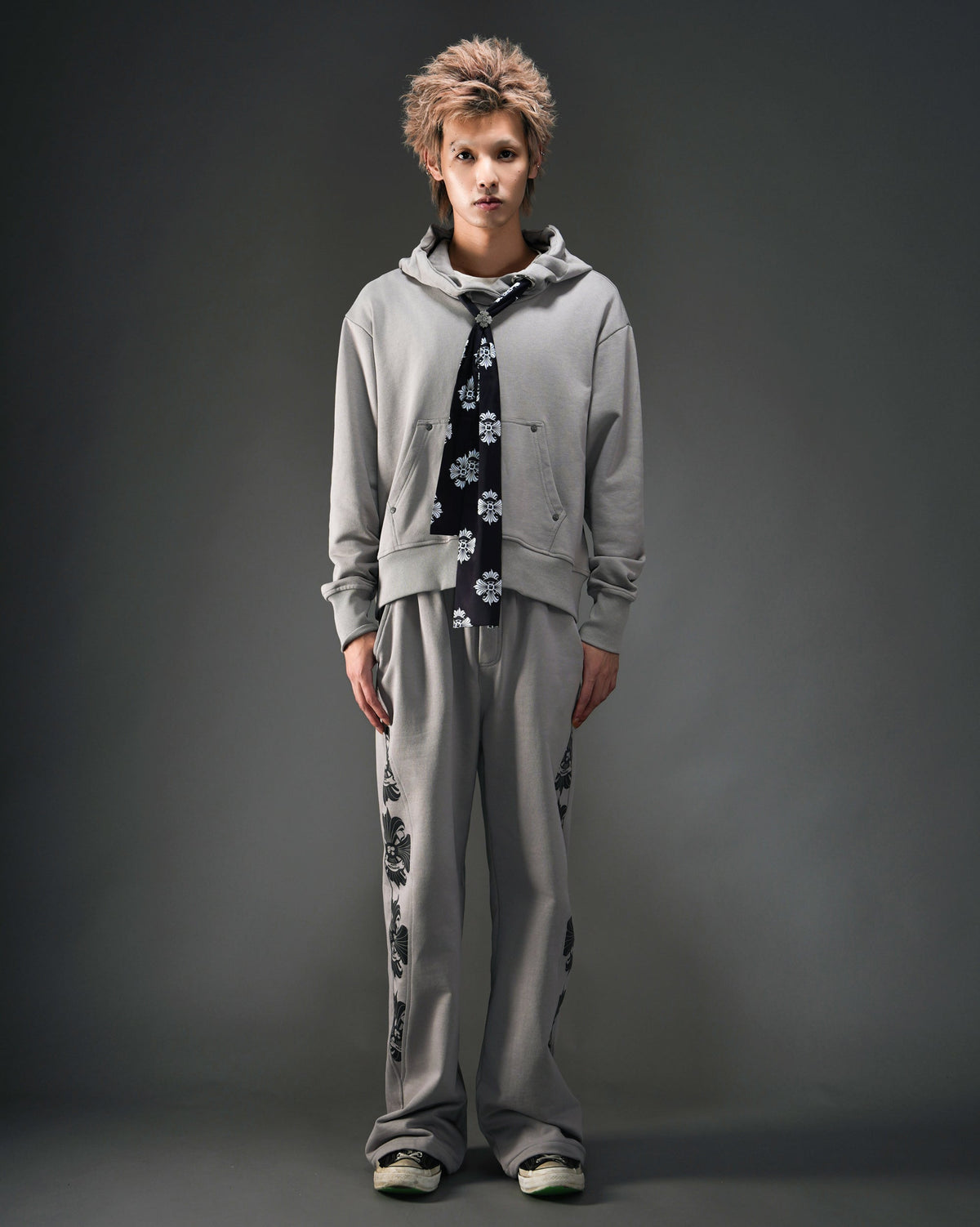 Cropped Wide-Fit Logo Print Scarf Hoodie GRY