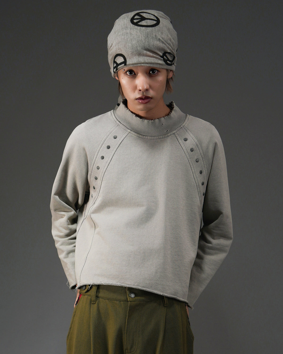 Raw Edge Destroyed Snow-Washed Hoodie GRY