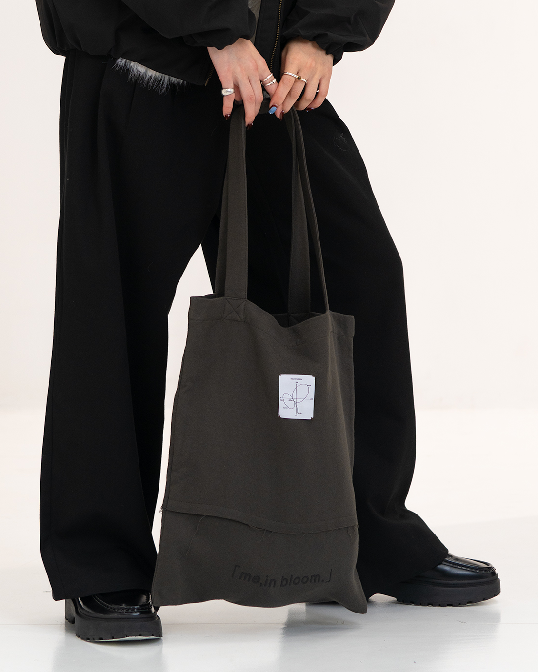 【予約販売1月中旬配送予定】MEI. TOTE BAG