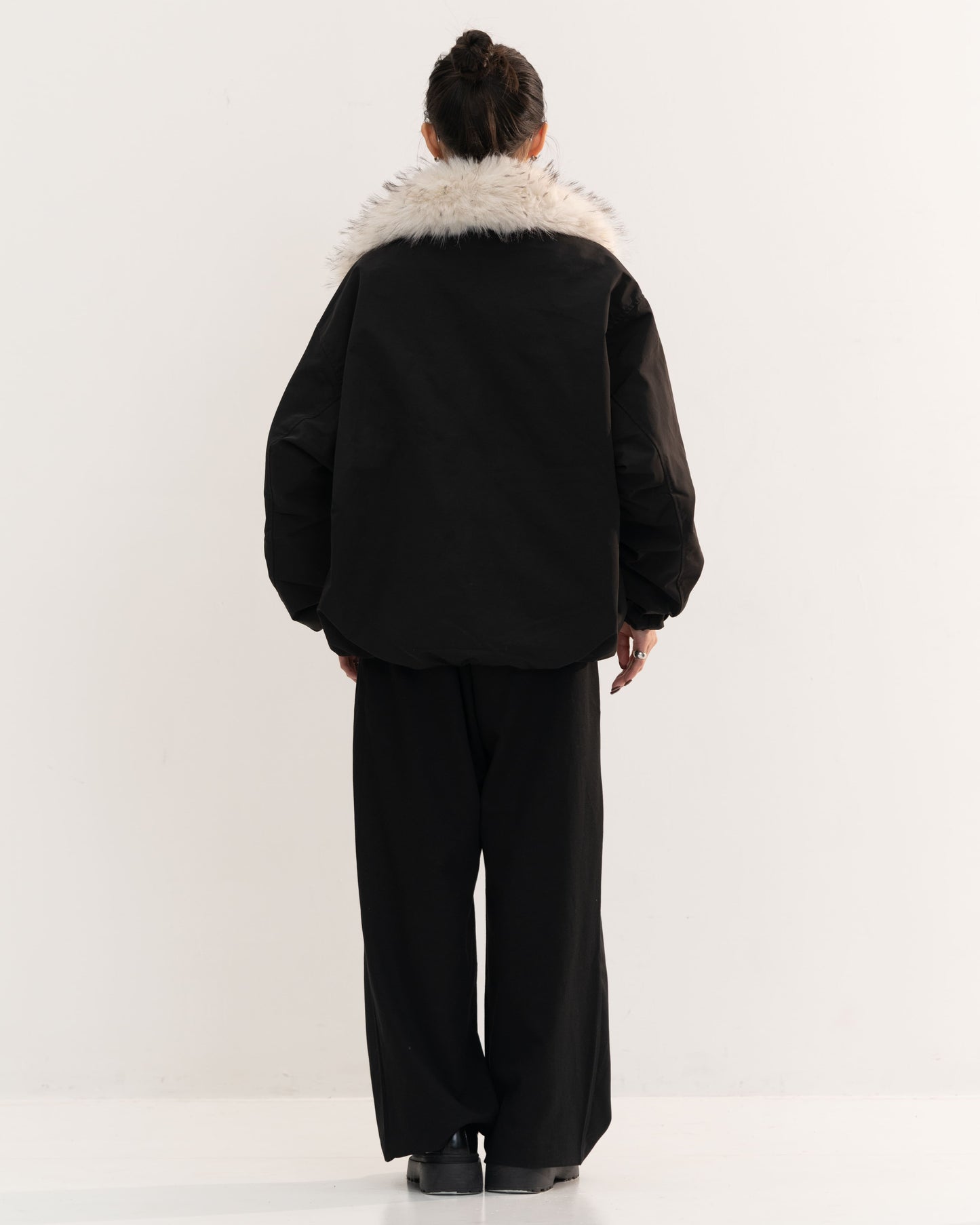【予約販売1月中旬配送予定】MEI. FUR COLLAR BLOUSON BLACK
