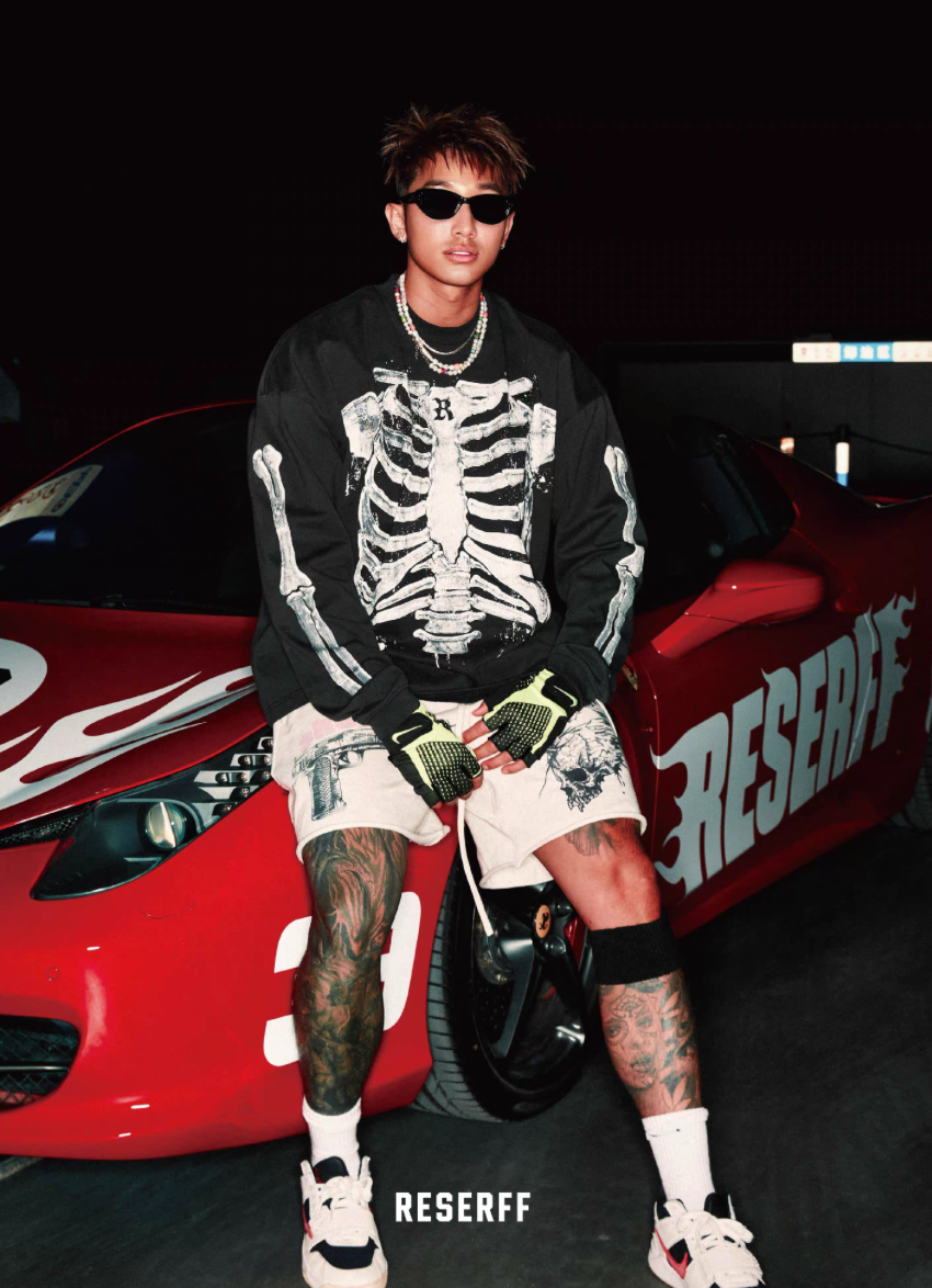 Vintage Crack Print Long Sleeve T-Shirt BLK